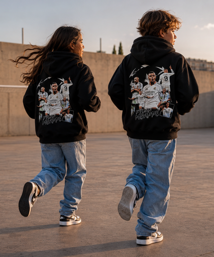 Kylian Mbappé Real Madrid Collage Script V2 Sweat à Capuche Enfant