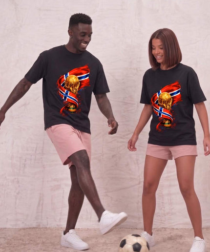 T-shirt unisexe fan Norvège Coupe du monde trophée drapeau feu football Coupe du monde 2026