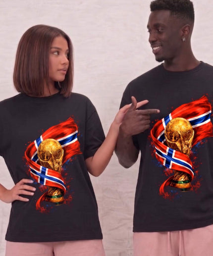 T-shirt unisexe fan Norvège Coupe du monde trophée drapeau feu football Coupe du monde 2026