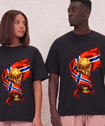 T-shirt unisexe fan Norvège Coupe du monde trophée drapeau feu football Coupe du monde 2026