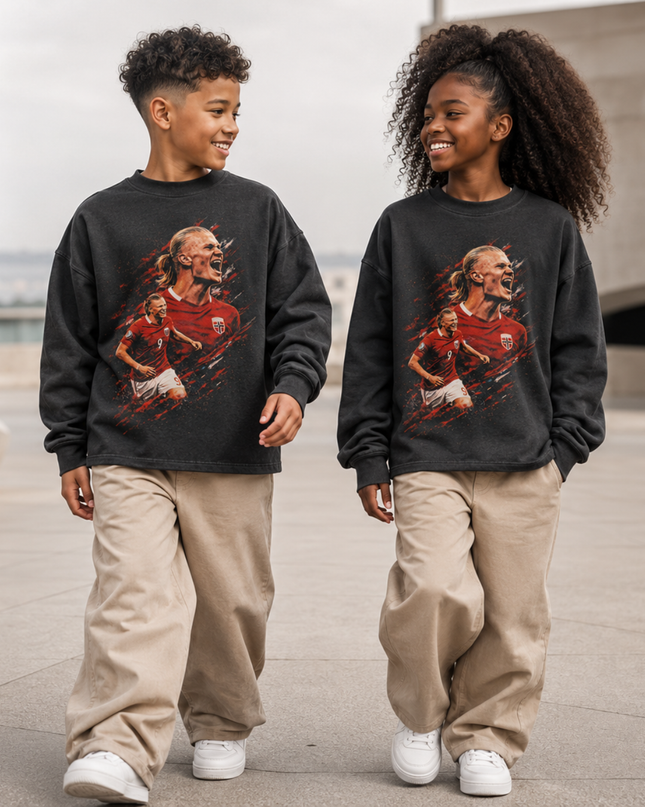 Erling Haaland Norvège #9 Rouge Noir Peinture Éclaboussures Célébration Hurlante Double-Pose Enfants Crewneck