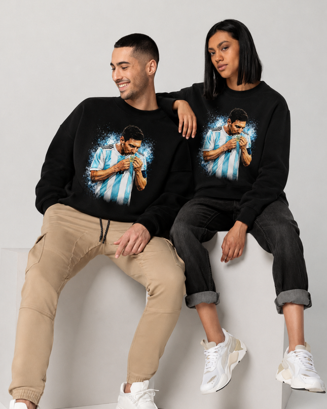 Lionel Messi Argentina Medal Kiss Blue Splash Crewneck – Unisex Soccer Fan Sweatshirt