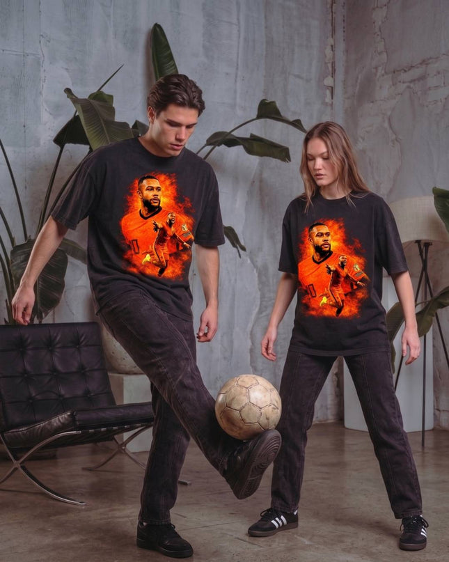 T-shirt unisexe Memphis Depay #10 Pays-Bas Oranje Fire Duo Bootleg