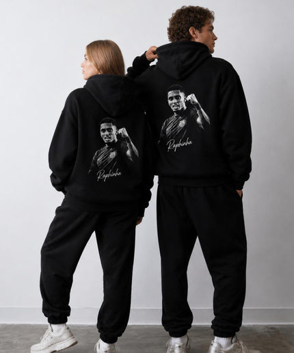 Raphinha Barcelone B&W Poing Levé Signature Portrait Unisexe Fan Hoodie