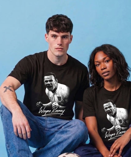 Wayne Rooney England Legend Signature Roar Celebration Unisex Fan T-Shirt