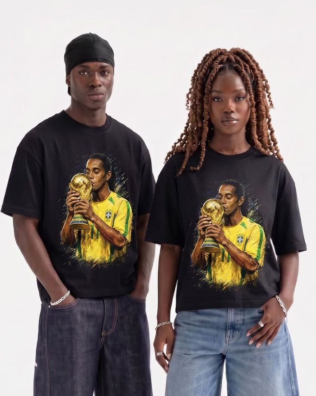 Ronaldinho #11 Brazil World Cup Trophy Kiss Unisex Fan T-Shirt
