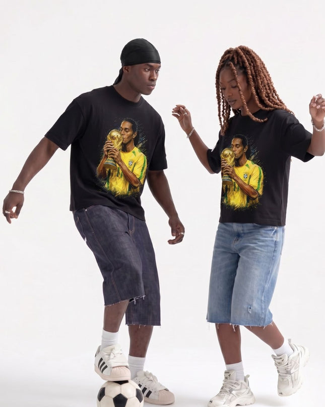 Ronaldinho #11 Brazil World Cup Trophy Kiss Unisex Fan T-Shirt