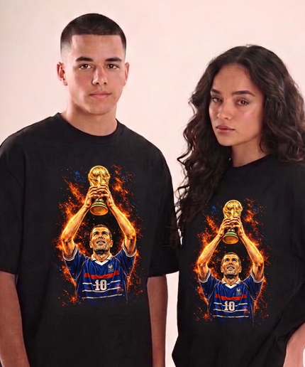 T-shirt unisexe fan Zinedine Zidane #10 France Feu Soulève Trophée 1998 Légende
